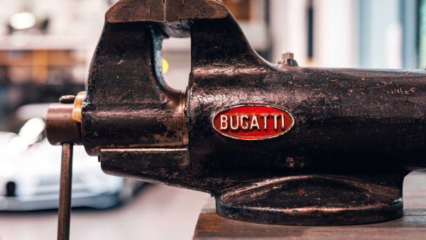 10 фактов о логотипе Bugatti, о которых вы не подозреваете