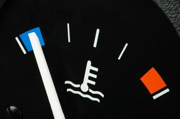 10 самых вредных привычек неопытных водителей