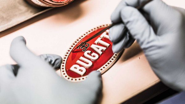10 фактов о логотипе Bugatti, о которых вы не подозреваете