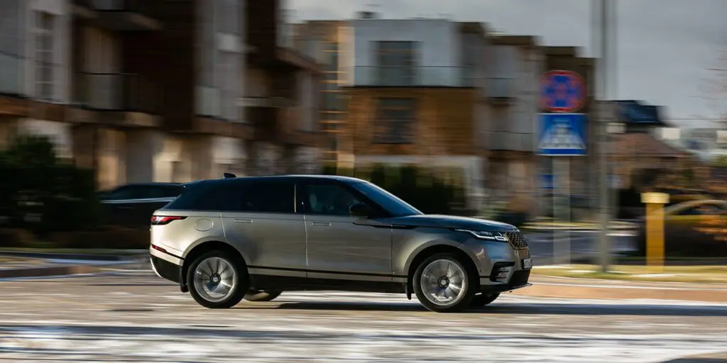 Тест-драйв Audi A7 и RR Velar против всех