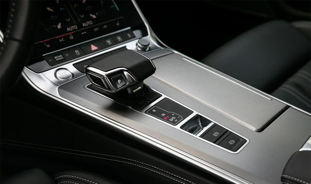 Тест-драйв три мнения об Audi A7