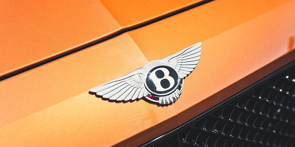 Тест-драйв Bentley Flying Spur против Pierce-Arrow Model 54