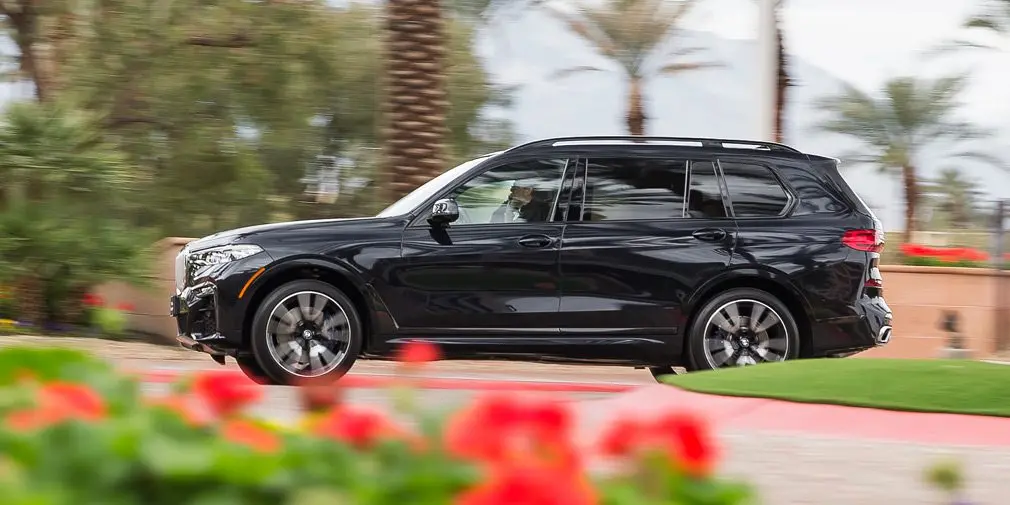 Тест-драйв BMW X7