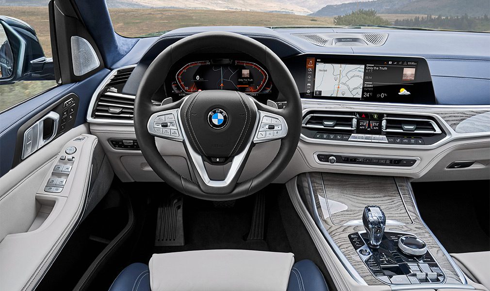 Тест-драйв BMW X7