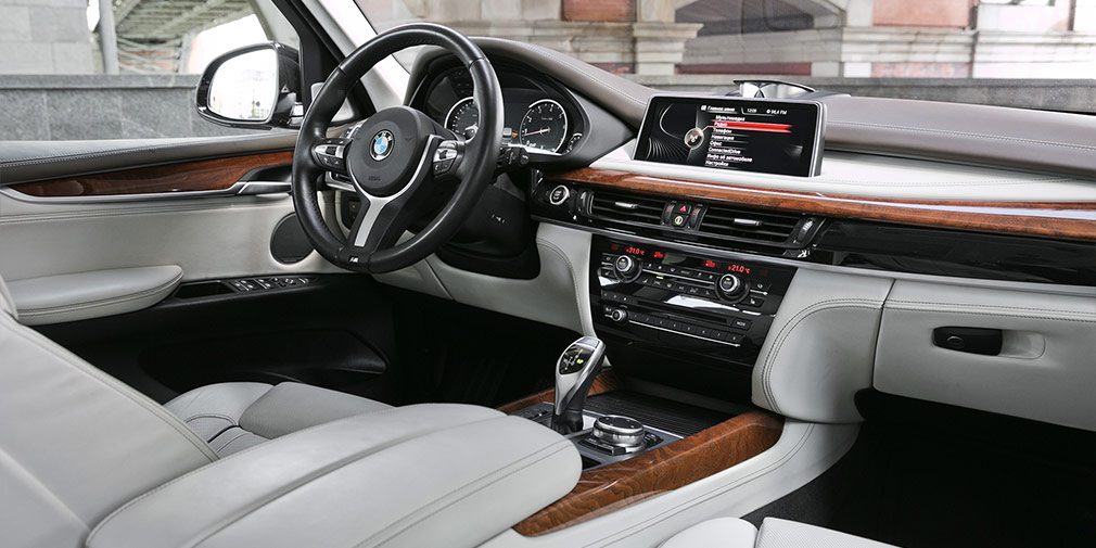 Тест-драйв BMW X5, Range Rover и Audi A7