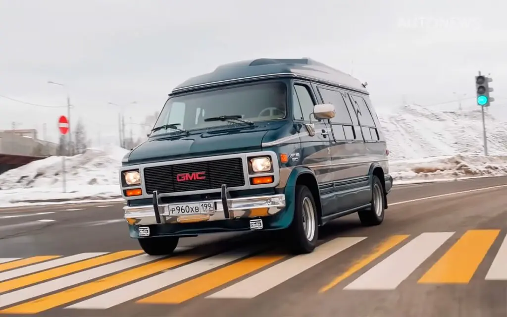 Тест-драйв необычного Chevy Van