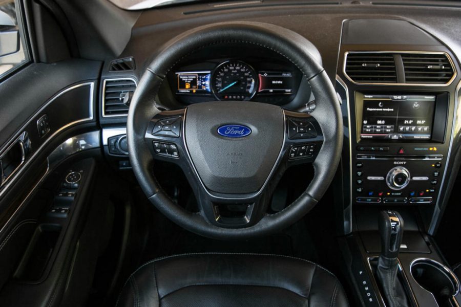 Тест-драйв Ford Explorer против Kia Sorento Prime