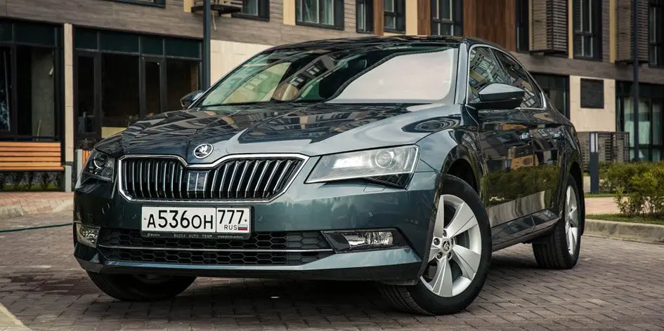 Тест-драйв Skoda Superb и Ford Mondeo