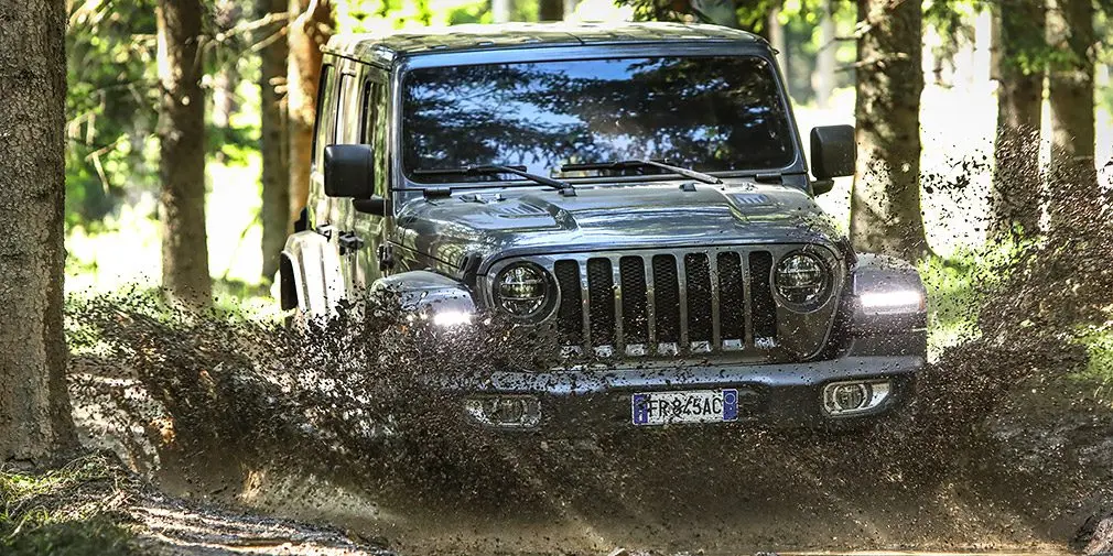 Тест-драйв нового Jeep Wrangler