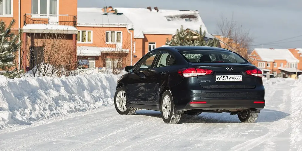 Тест-драйв Kia Cerato