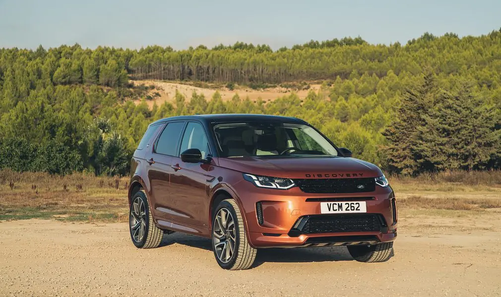 Тест-драйв Land Rover Discovery Sport