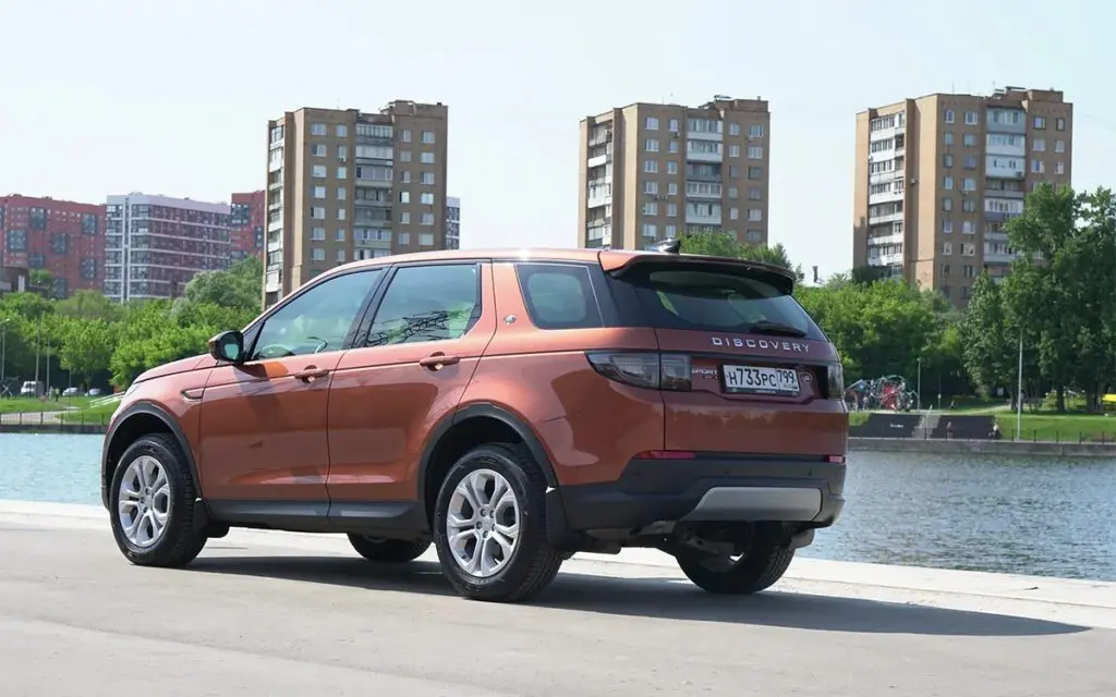 Тест-драйв Land Rover Discovery Sport