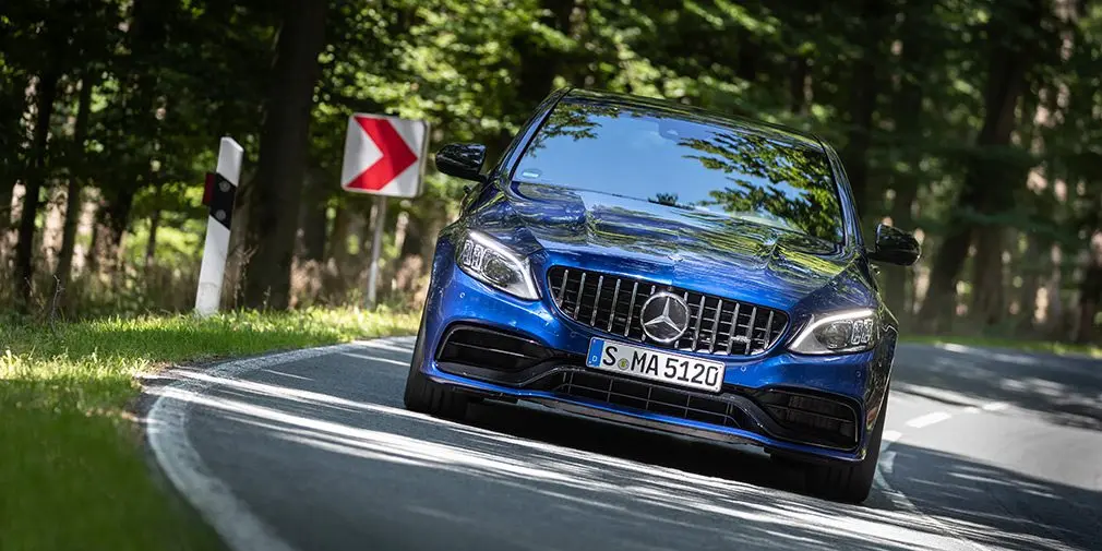 Тест-драйв Mercedes-AMG C 63 S