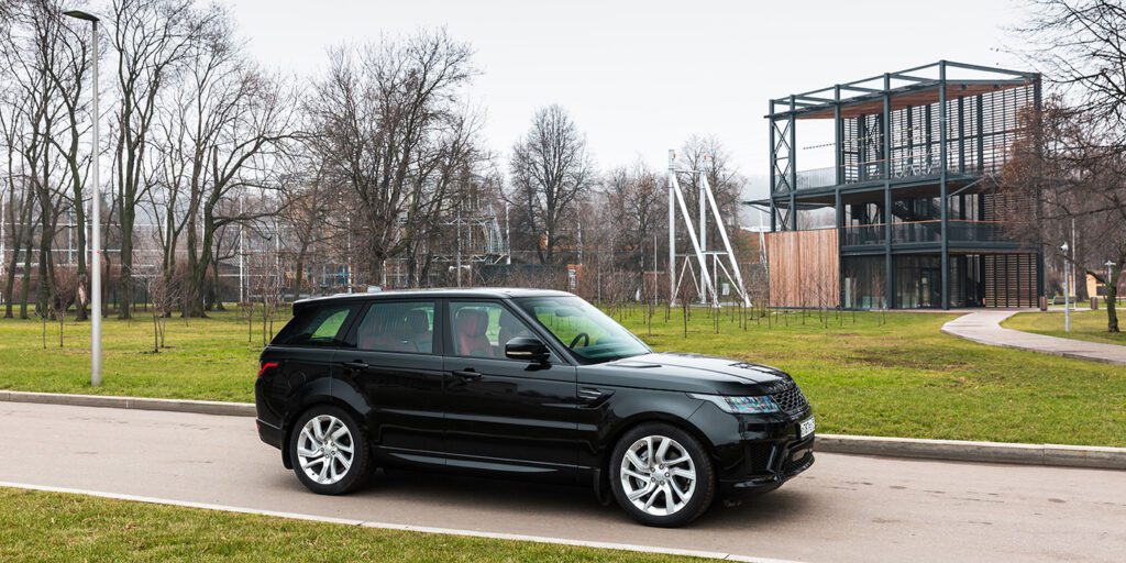 Тест-драйв обновленного Range Rover Sport